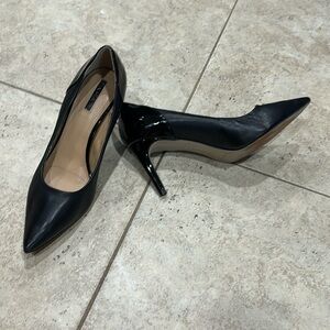 Tahari women’s heels